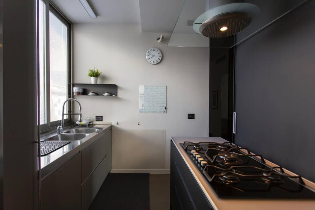 Luxury Sciuti Apartment Palermo Bagian luar foto